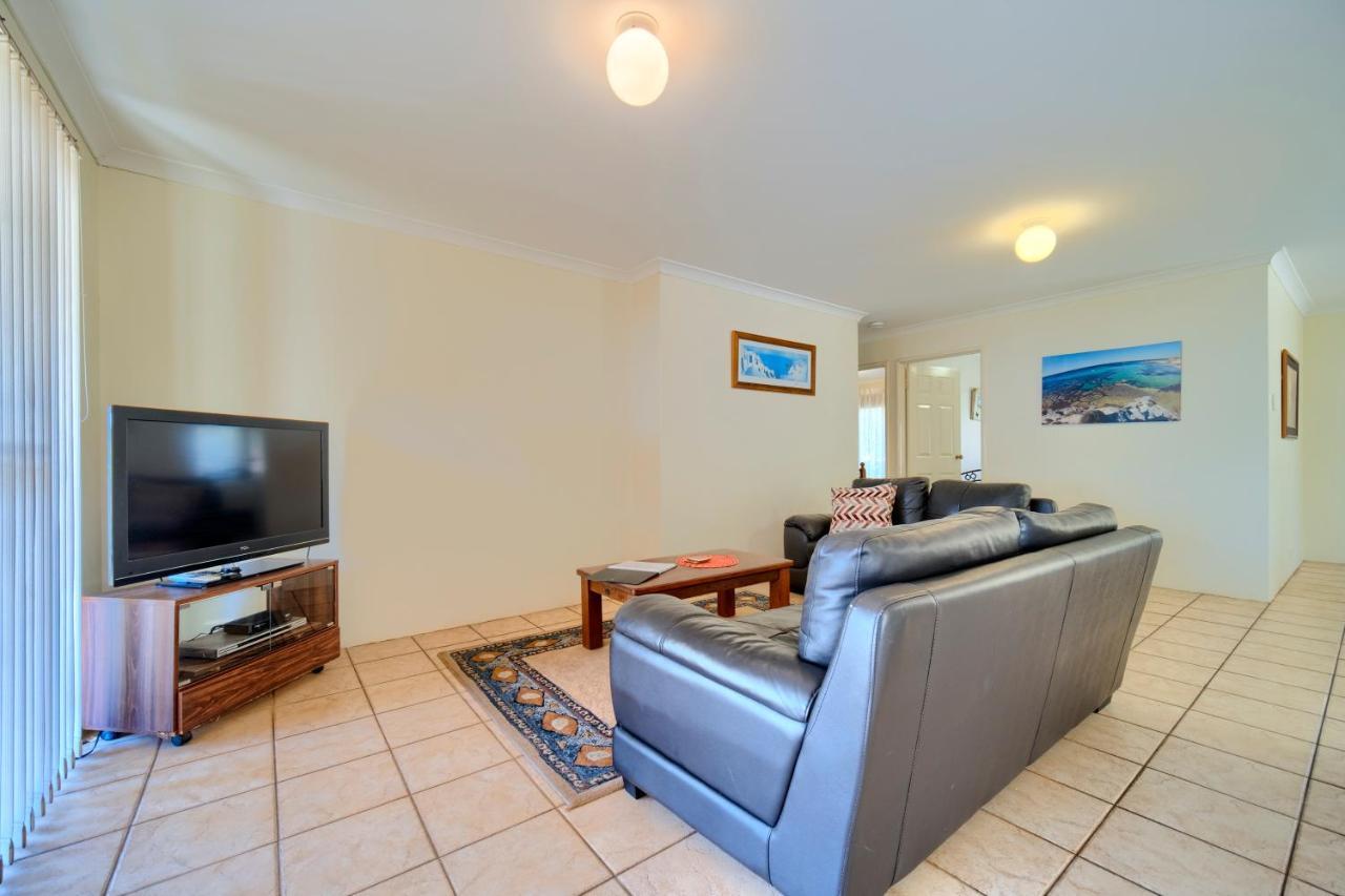 וולפול Bayside Villas מראה חיצוני תמונה